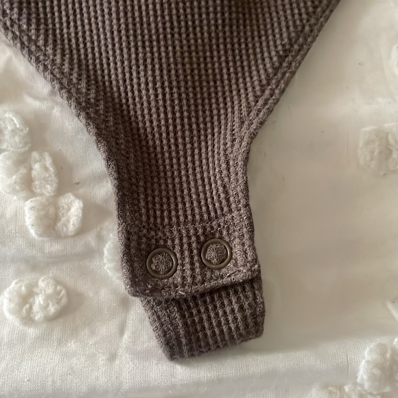 ✨Nuuds Waffle Bodysuit✨ - Picture 9 of 12